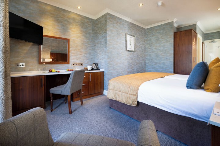 Room 44 of 123