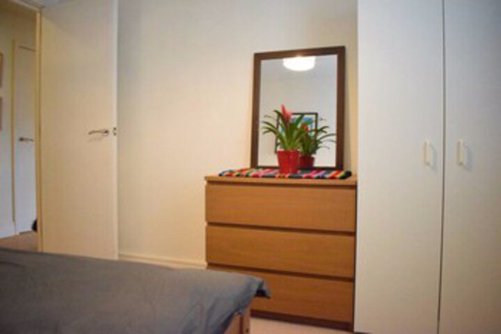 Room 11 of 11