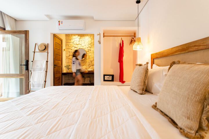 Room 21 of 38