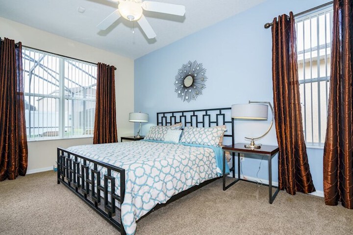 Room 26 of 28