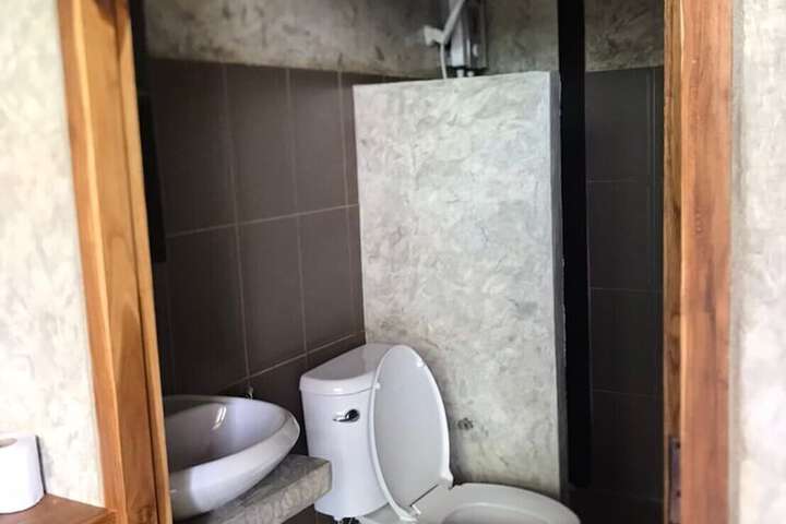 Room 5 of 29