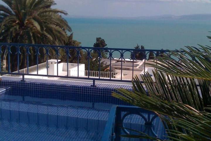 Pools & Facilities