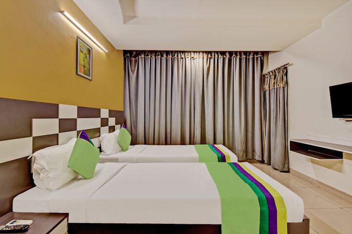 Room 21 of 52