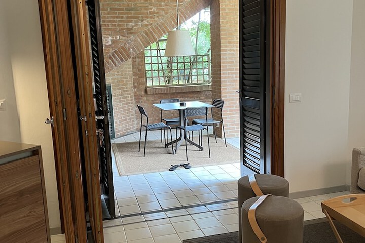 Room 45 of 99