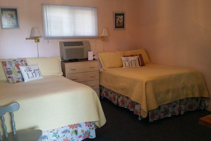 Room 2 of 24