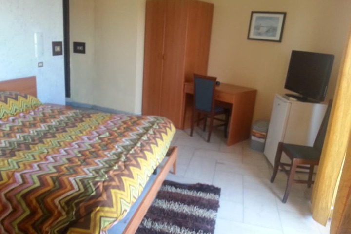 Room 16 of 54