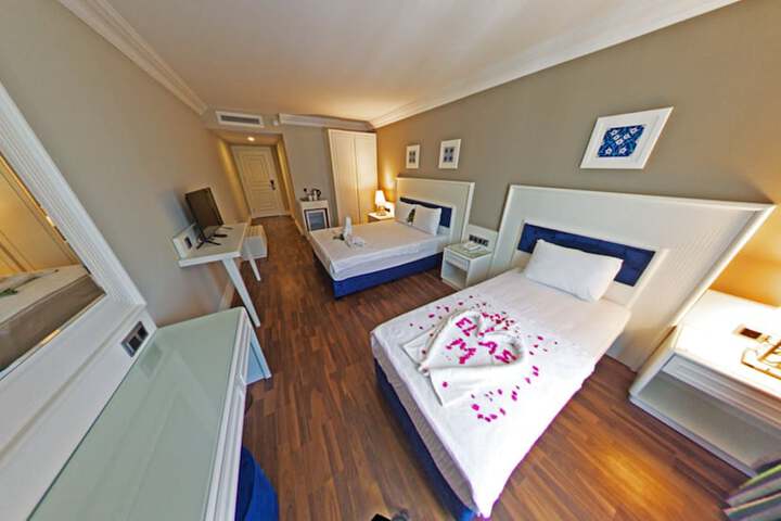 Room 21 of 65