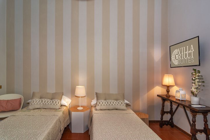 Room 7 of 61