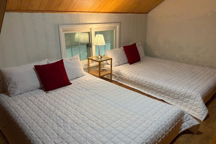 Room 6 of 58
