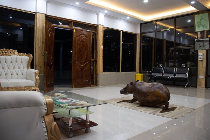 Hotel Interior 10 of 115