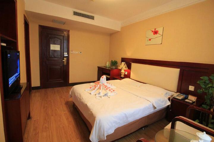 Photo of Nanyang Wangfu Hotel (Fuxuan)