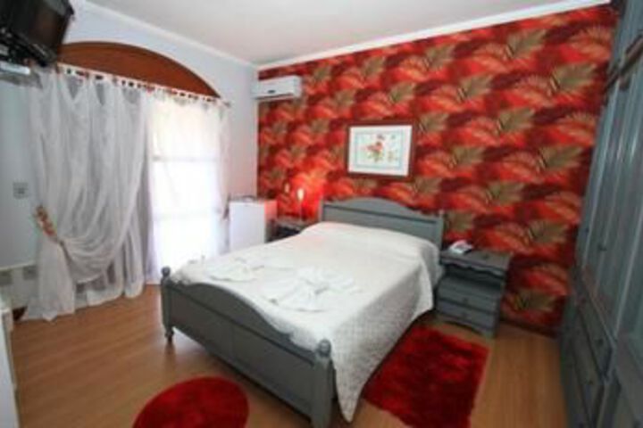 Room 14 of 27