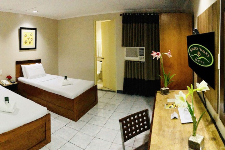 Room 34 of 69