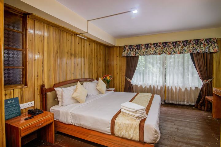 Room 5 of 22