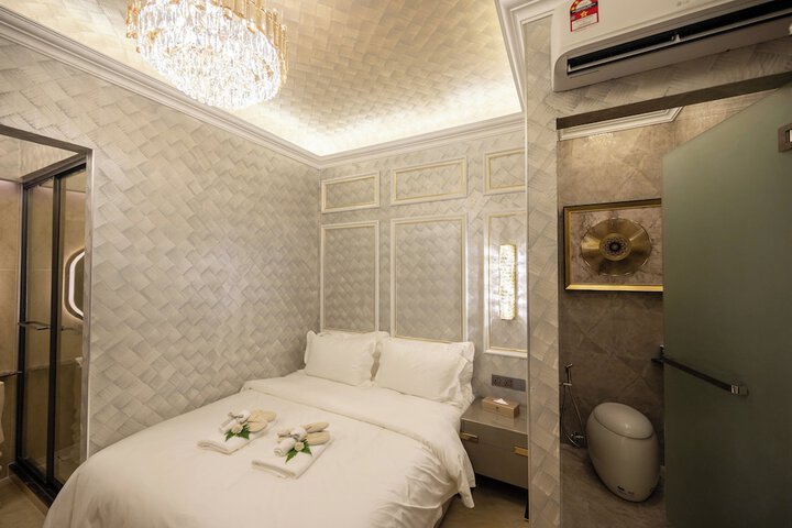 Room 147 of 285