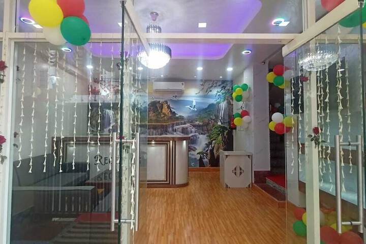 Hotel Abhishek Inn