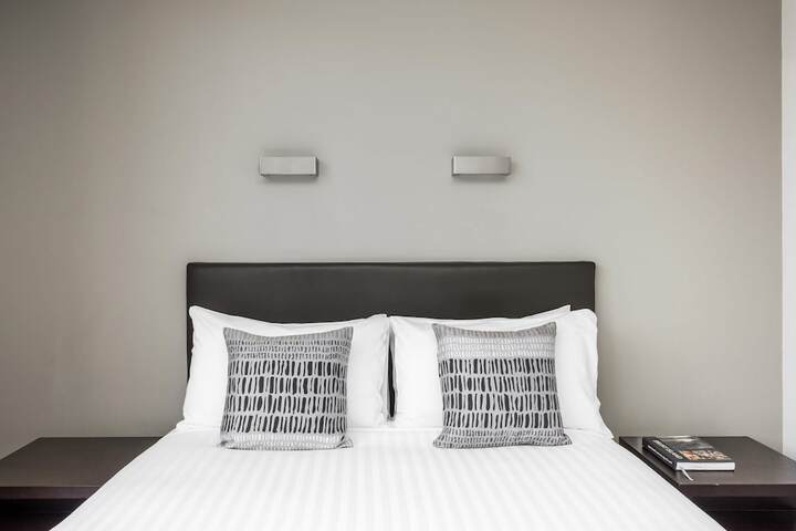 Room 15 of 42