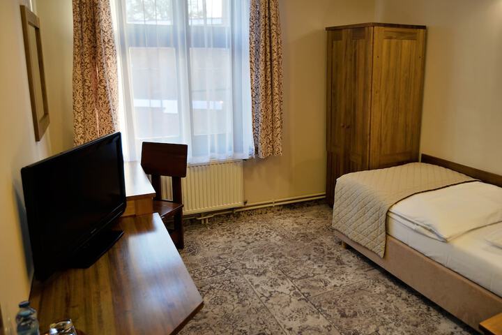 Room 25 of 91