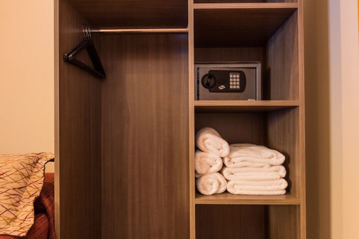 Room 17 of 45
