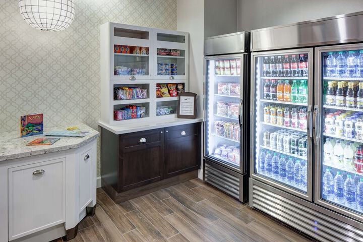 Snack bar
