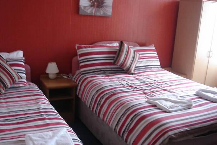 Room 32 of 109