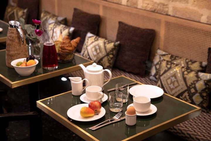 Breakfast/Coffee Service 23 of 35