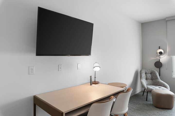 Room 11 of 55