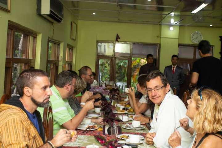 Dining 13 of 29
