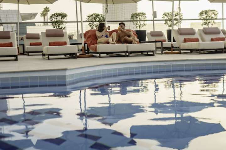 Pool 99 of 135
