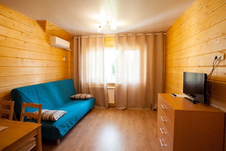 Room 6 of 111