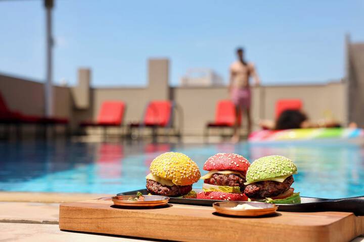 Pools & Facilities