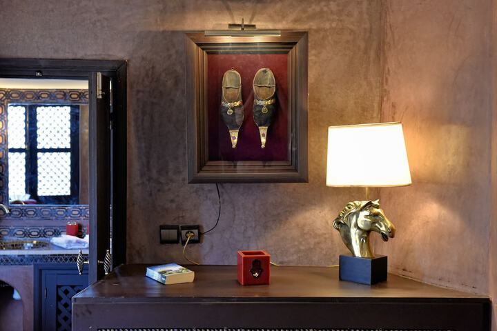Room 28 of 92