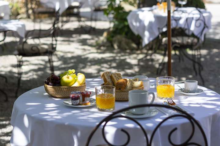 Breakfast/Coffee Service 39 of 55