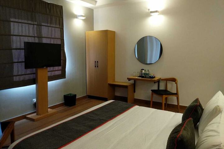Room 17 of 67