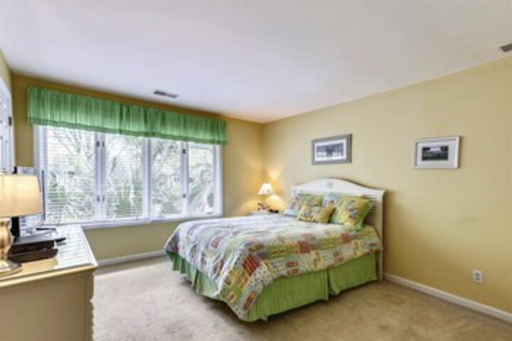 Room 35 of 42