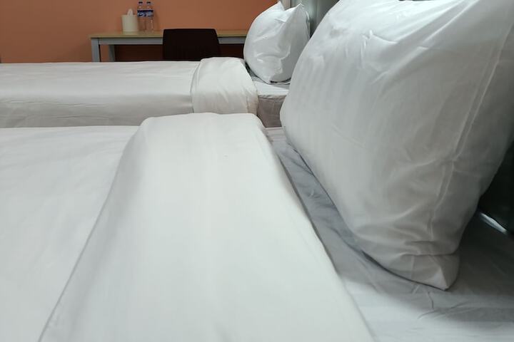 Room 2 of 7