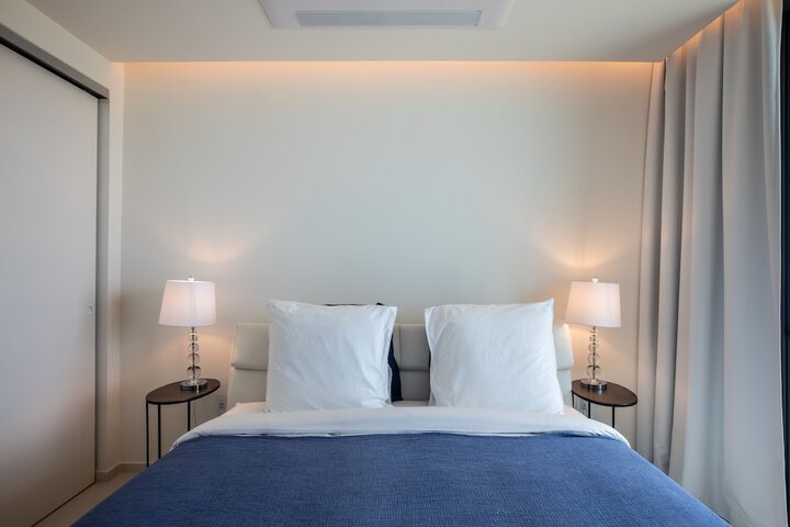 Room 25 of 1000