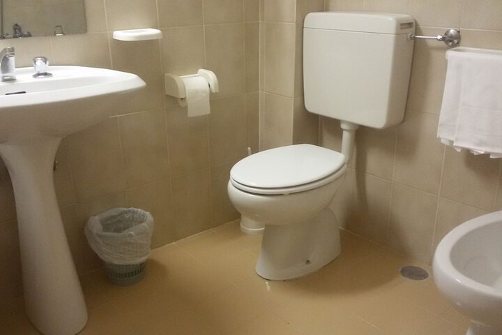 Clean Restrooms