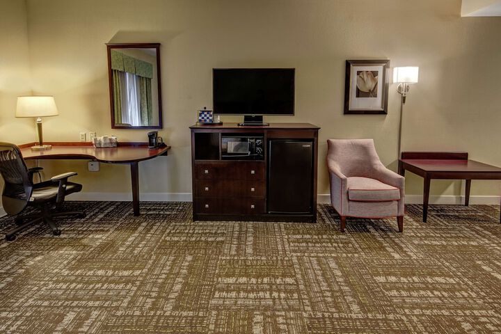 Room 11 of 24