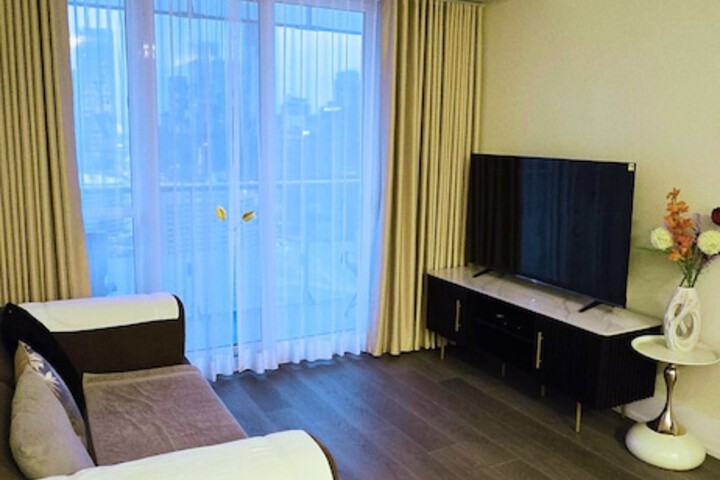 Room 302 of 448