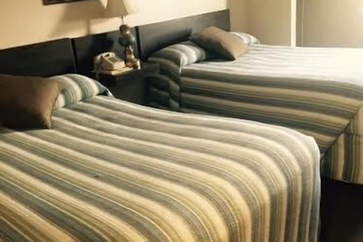 Room 2 of 4