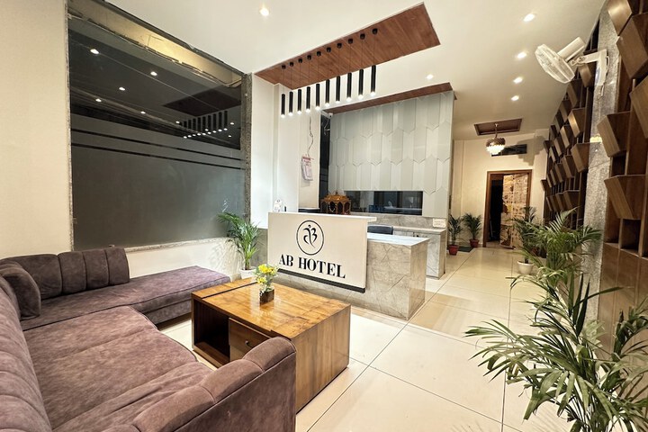 Hotel Interior 2 of 10