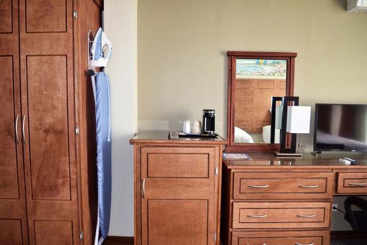 Room 10 of 75