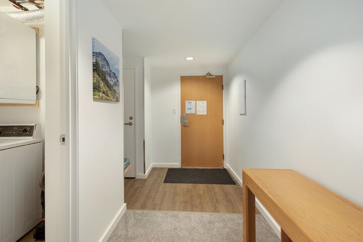 Room 20 of 266