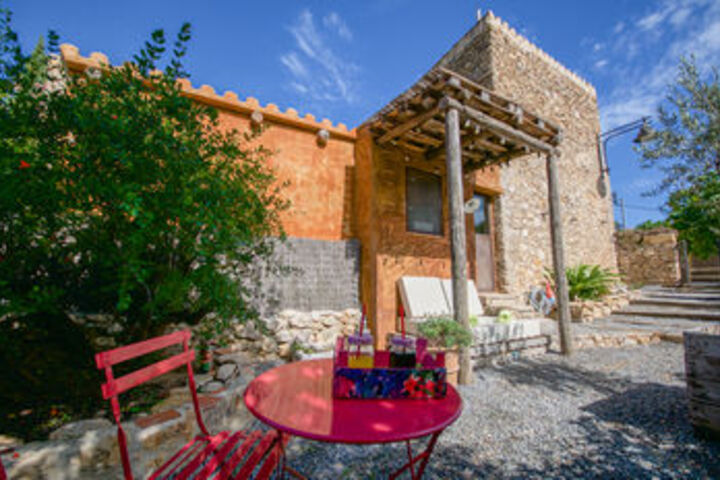 Terrace/Patio 97 of 99