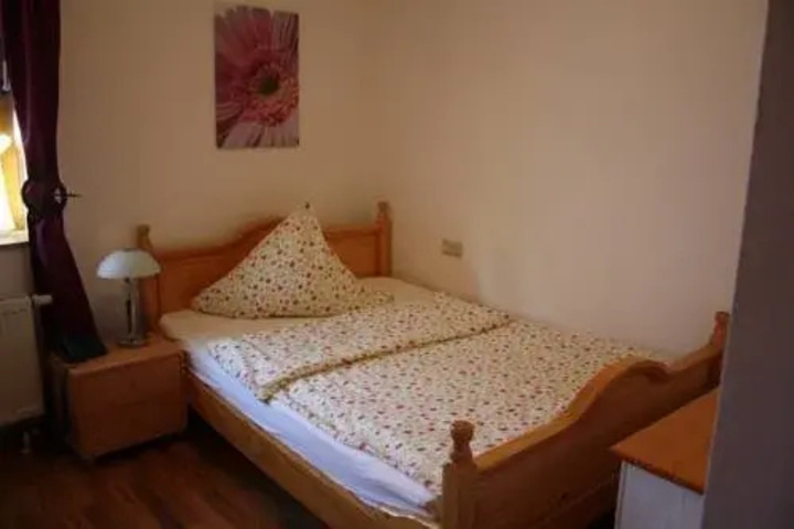 Room 17 of 21
