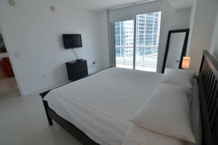 Room 53 of 133