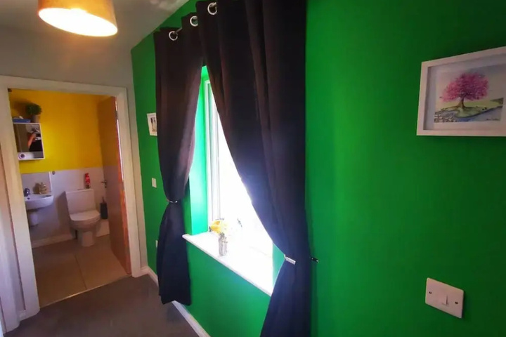 Room 3 of 26