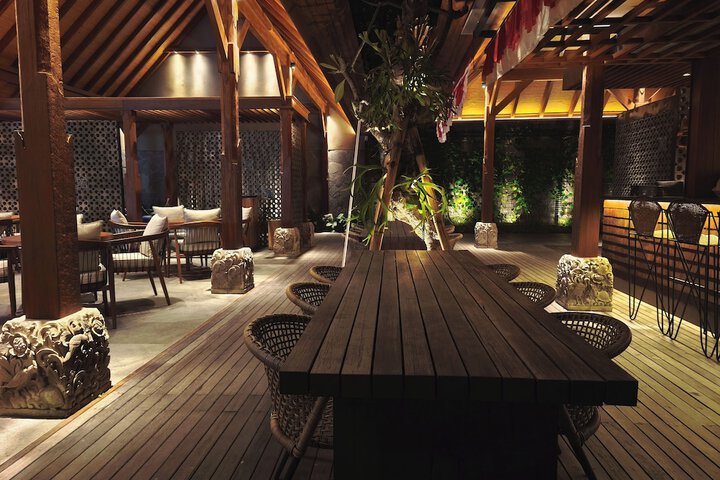 Dining Photos