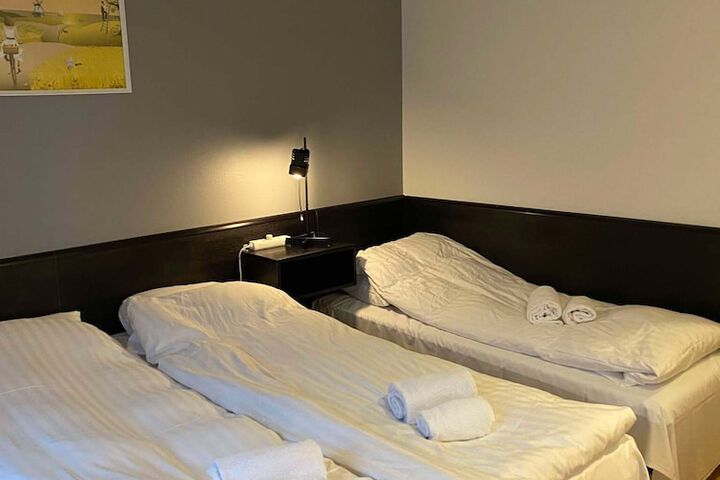 Room 7 of 30